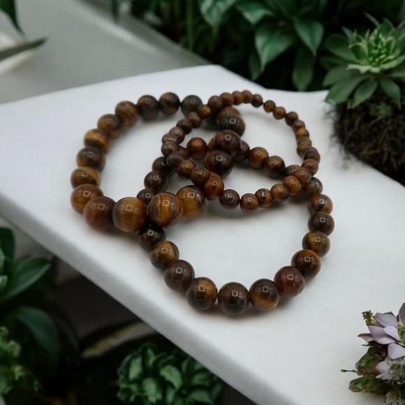 Natural Tiger Eye Bracelet - Picture 2 of 11